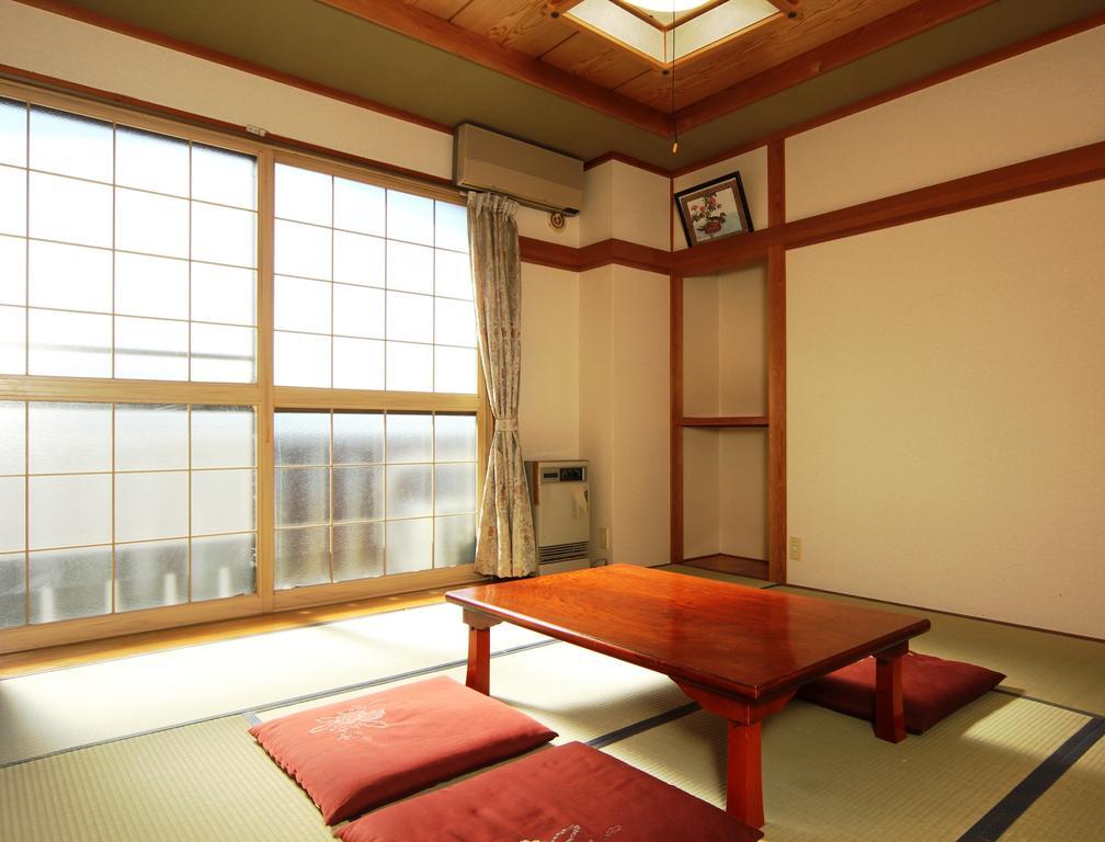 Villa Katashio Nozawaonsen Exterior photo